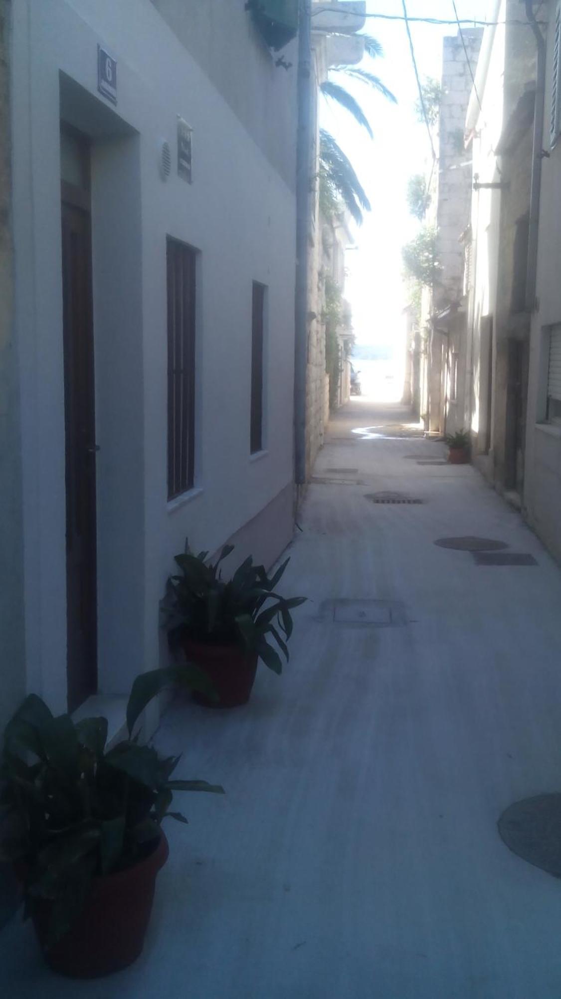 Drazin Apartma Kastela